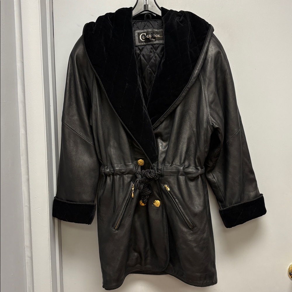 Colebrook & Co Vintage Black Leather Hooded Coat | Quilted Lining | Size S/M
